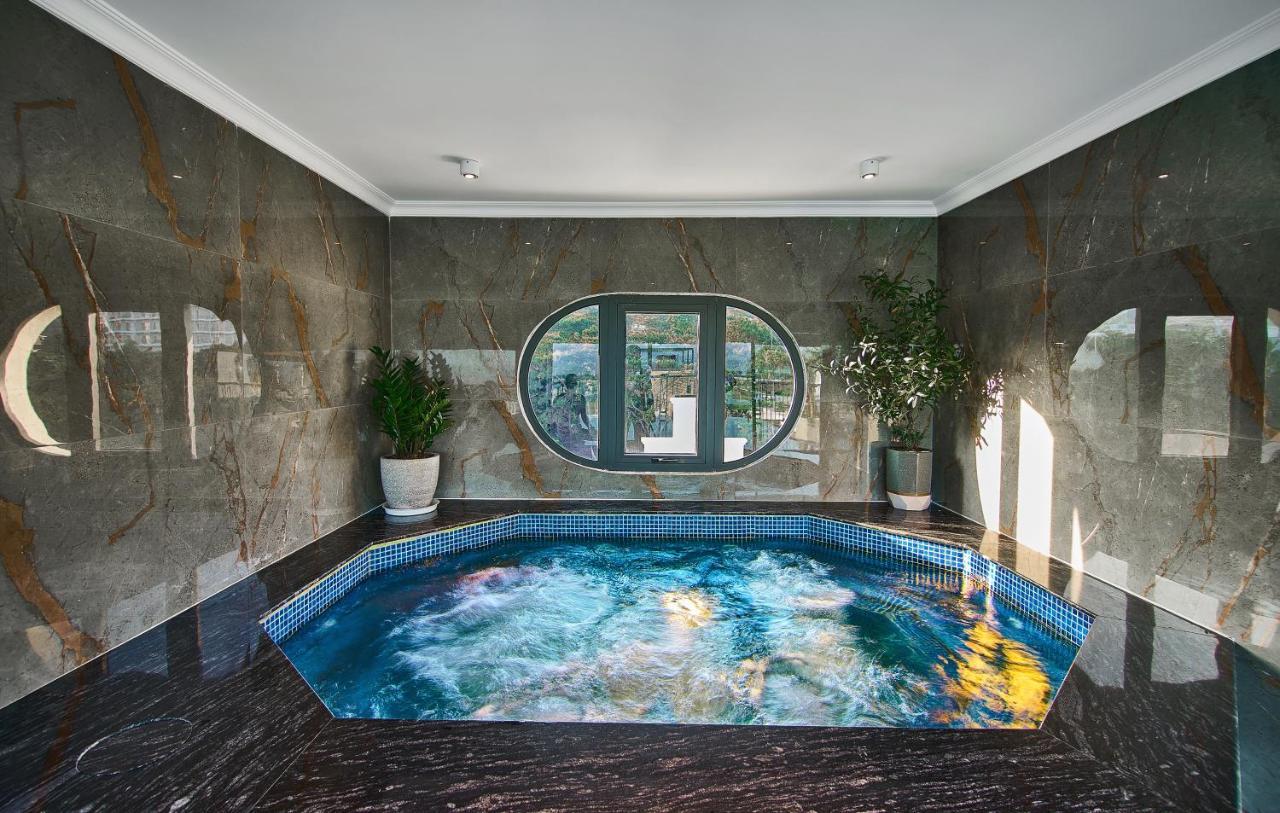 The Yen Residences Halong Ha Long Esterno foto